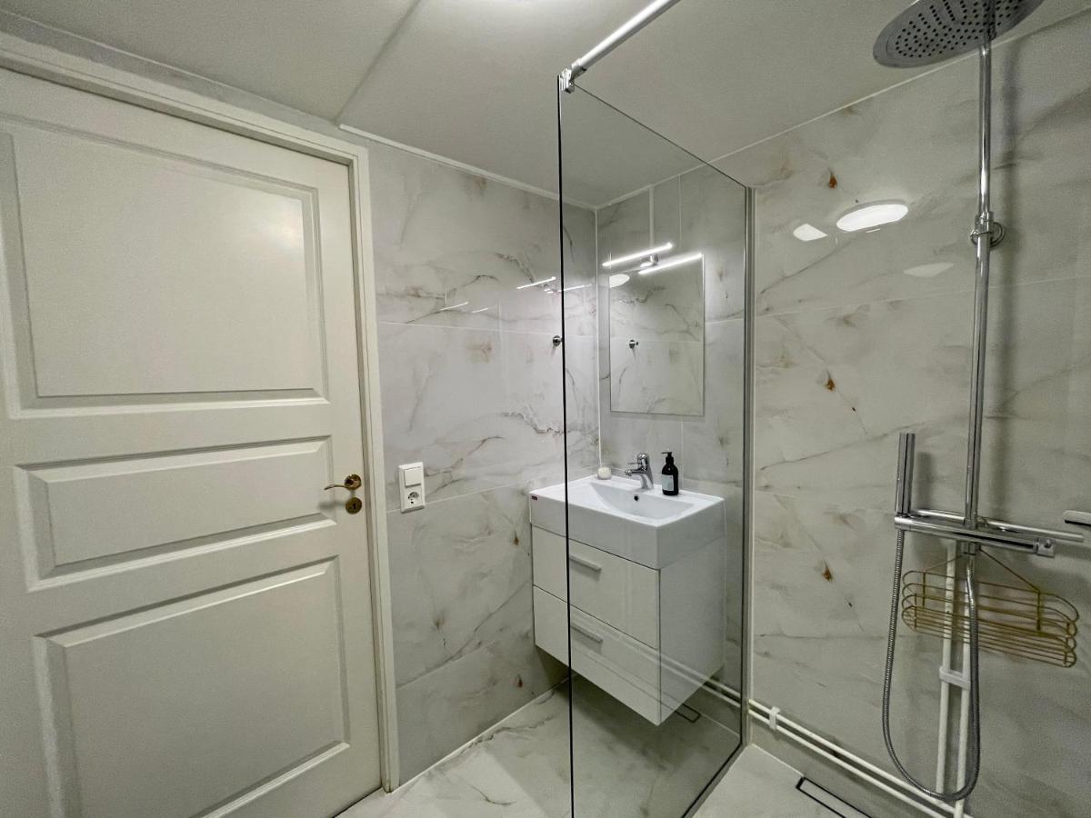 Vid Gekas Ullared Boende B&B Exterior foto
